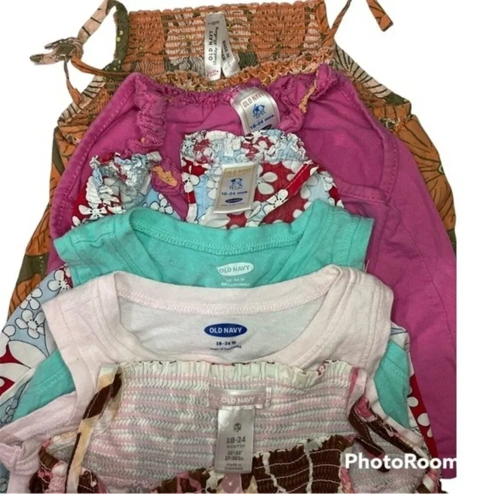 Old Navy Toddler's Lots of 6 Printed Dress And Tank Top Size 18-24m